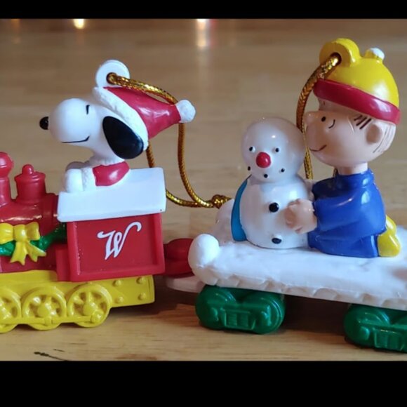 Vintage Whitmans Peanuts Christmas Ornaments - Picture 3 of 12